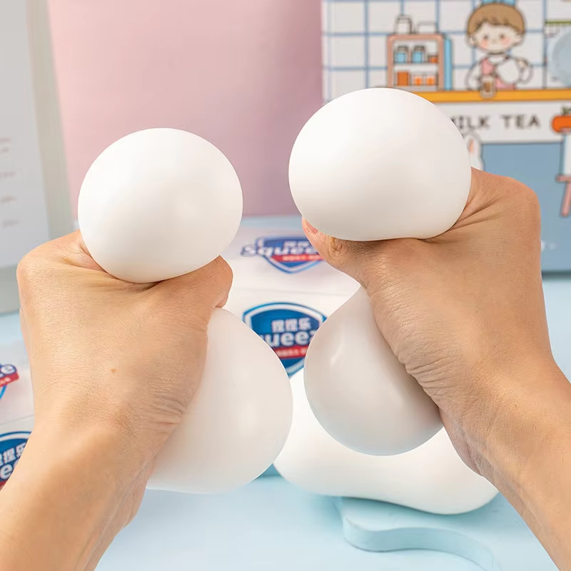 餃子型の柔らかいチーズおもちゃオーナメント、シミュレーション - Crystal Growing Kit のレビューと価格